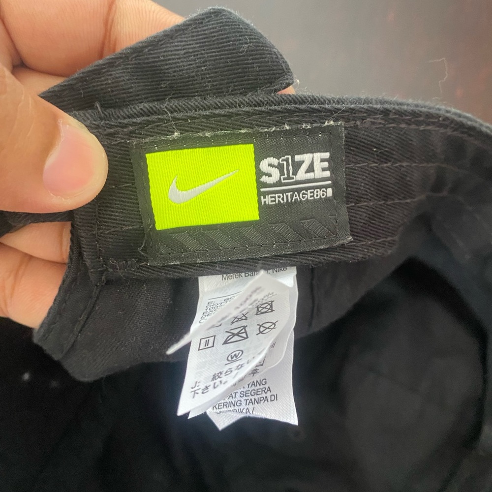 Nike cap - Picture 4 of 5